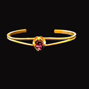 VTG Gold-Tone 6.5" Cuff Bracelet, Faceted Oval Purple Amethyst Color Stone ~ EVC